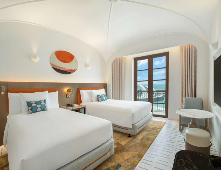Voucher La Festa Phu Quoc | Check-in moi tay voi phong cach Dia Trung Hai day me hoac