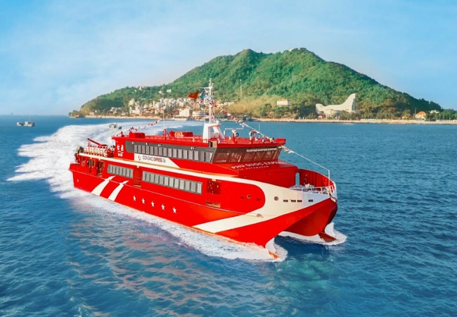 Phú Quốc Express: Phương tiện hiện đại đi Côn Đảo